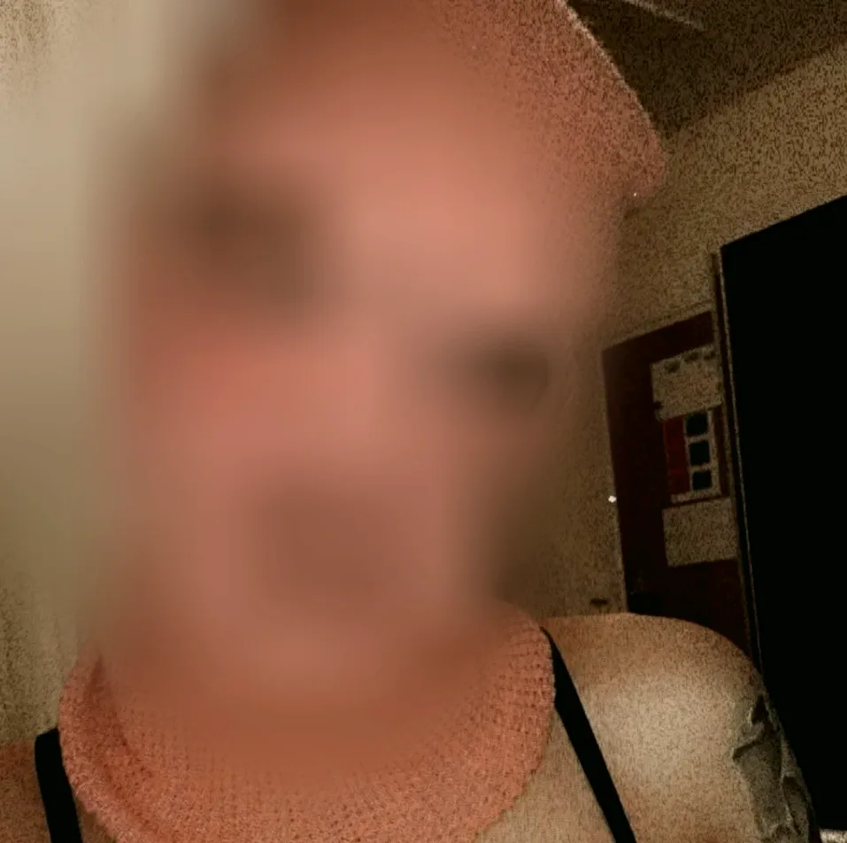 Anouk, 31