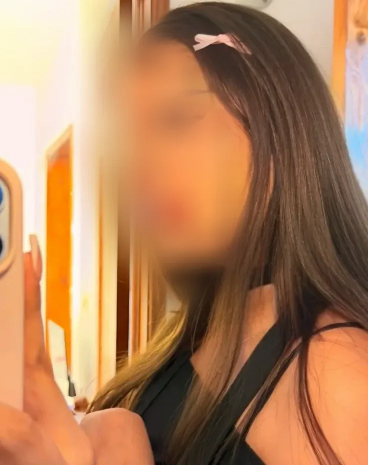 Naima, 20